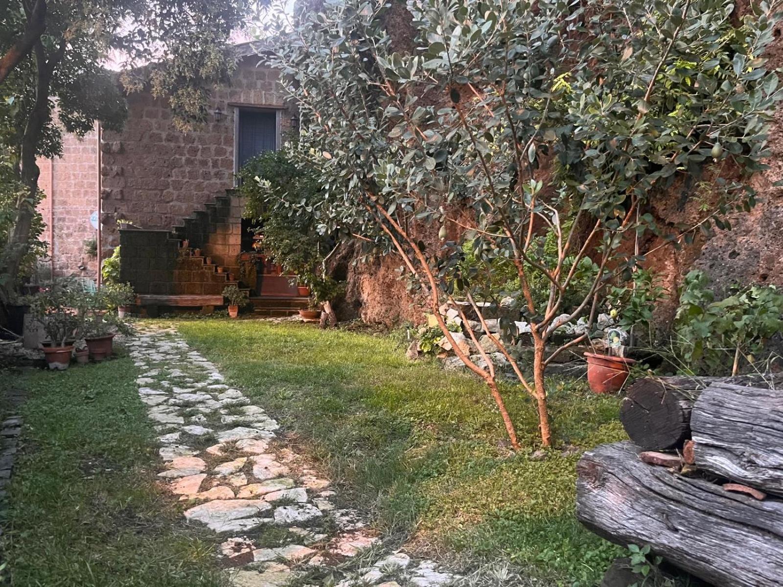 B&B Etruscan Garden Sutri Exterior photo